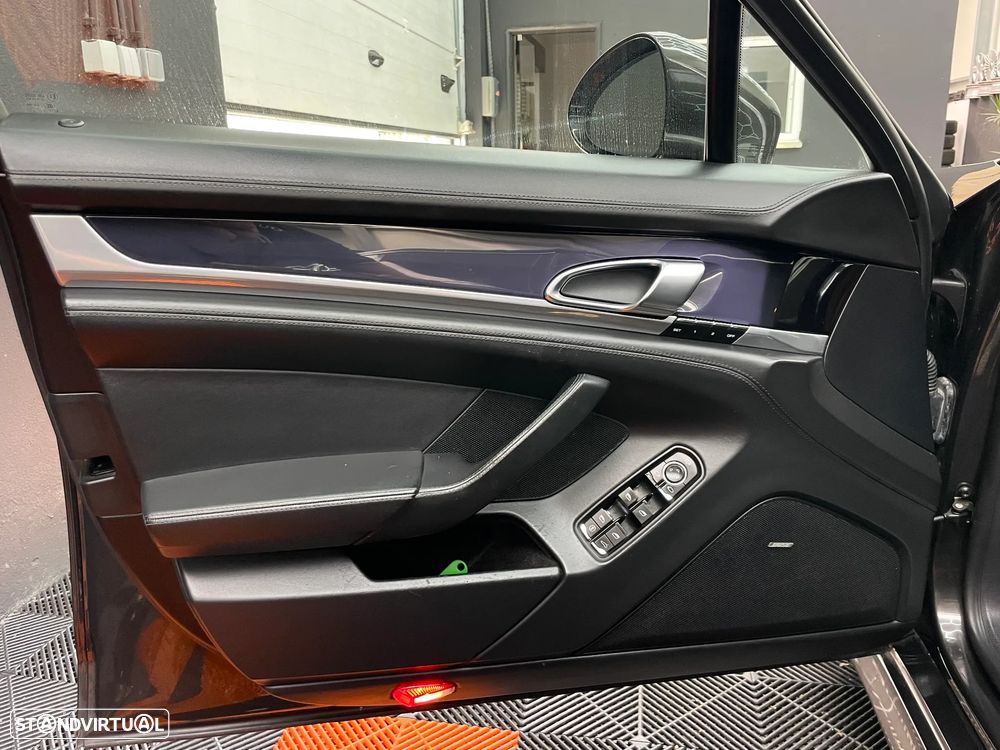 Porsche Panamera 4 S PDK - 15