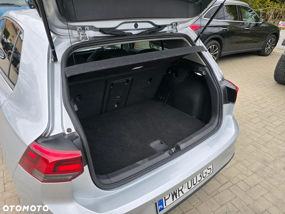 Volkswagen Golf - 18