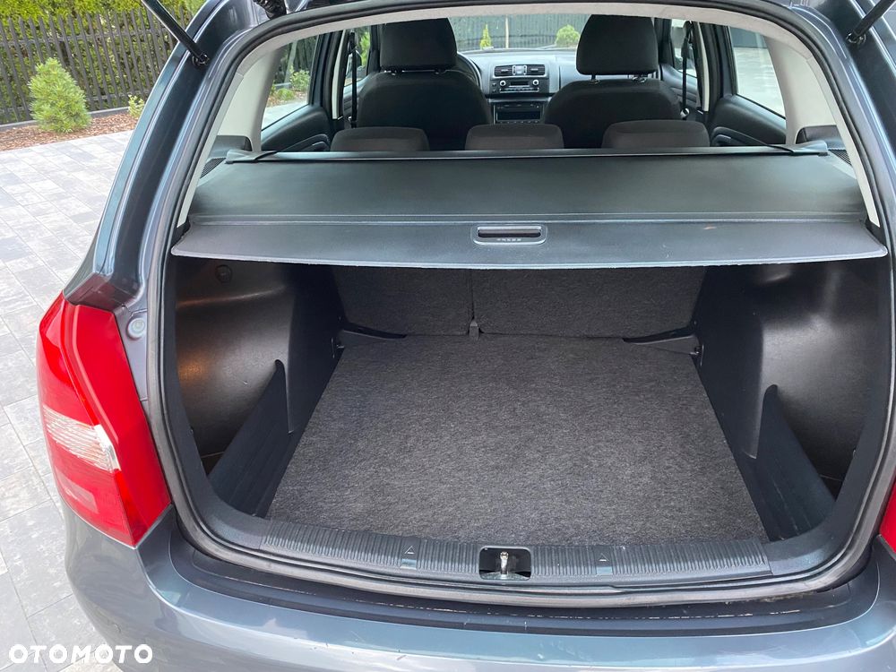 Skoda Fabia 1.2 TSI Active - 10