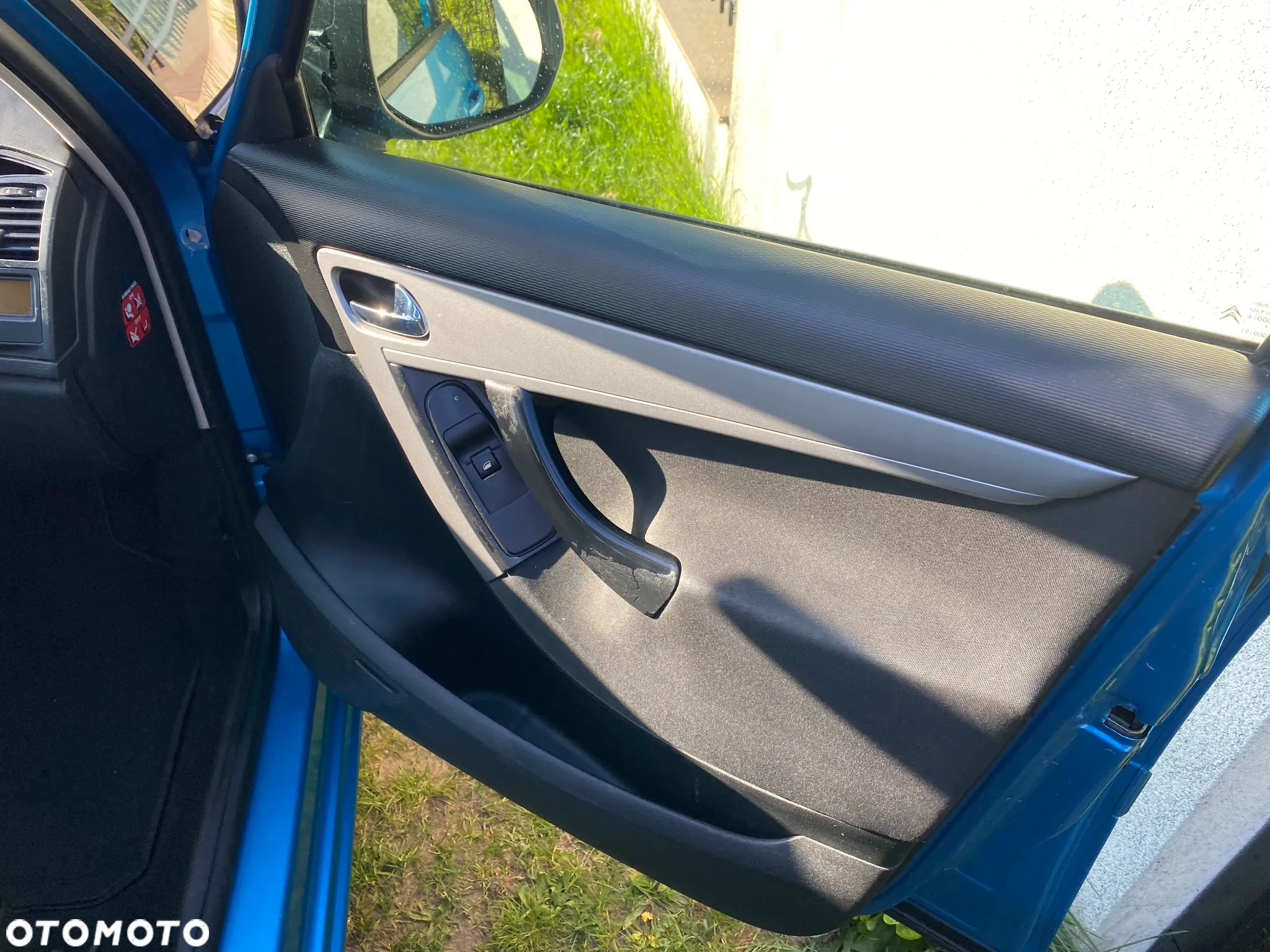 Citroën C4 Picasso 1.8 16V Confort - 11
