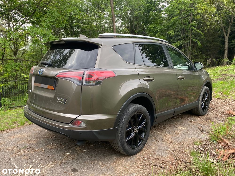 Toyota RAV4 - 4