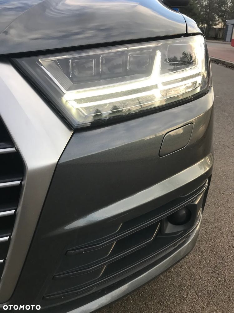Audi Q7 - 9