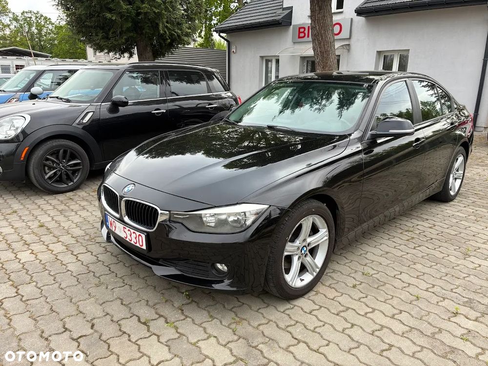 BMW Seria 3 320i - 2