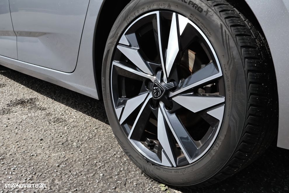 Peugeot 308 1.2 PureTech Allure Pack EAT8 - 5