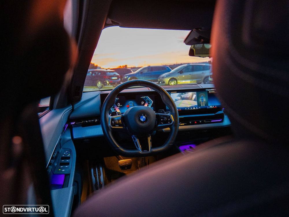 BMW 520 d Pack Desportivo M - 24