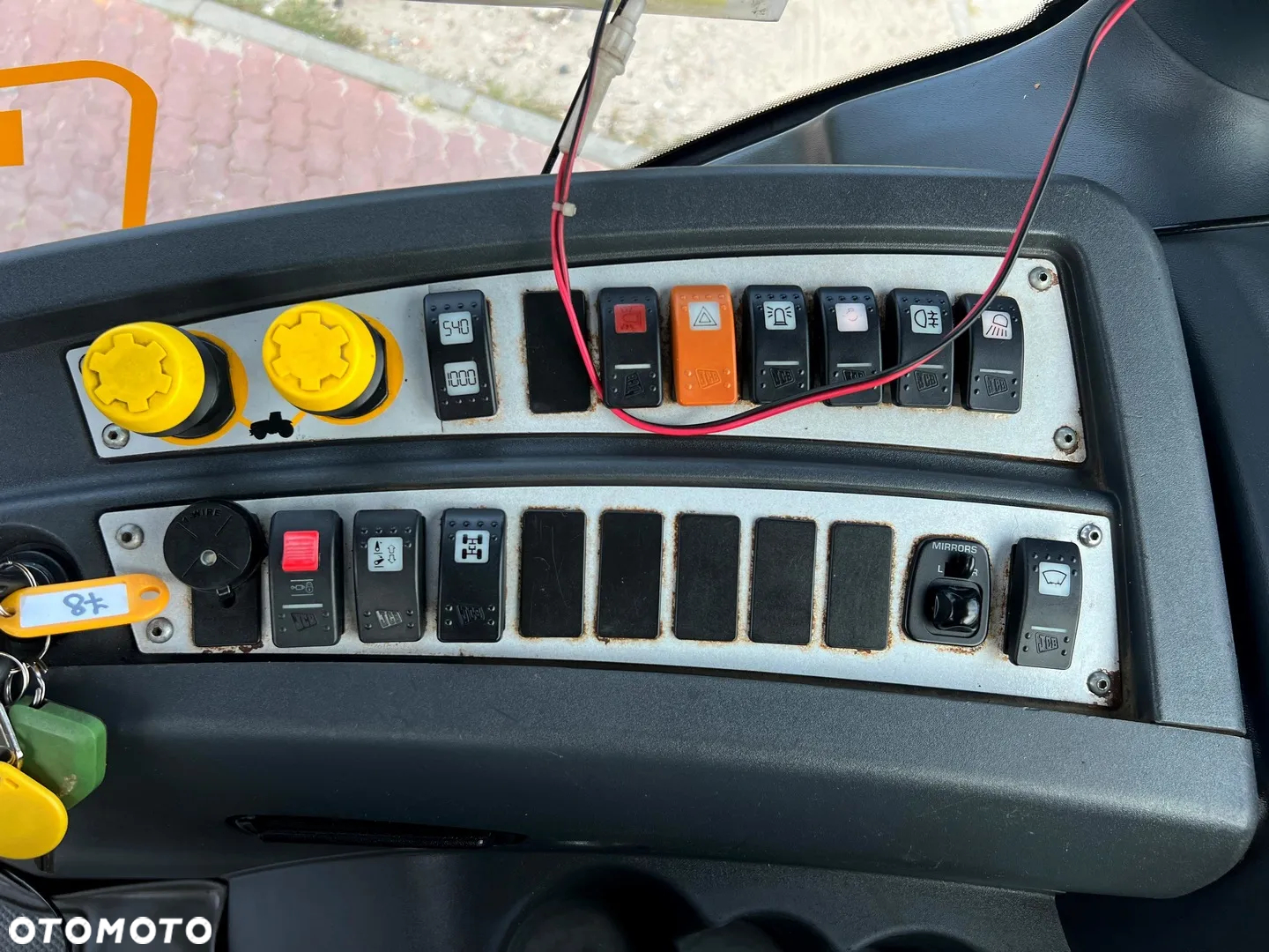 JCB Fastrac 8250 - 16