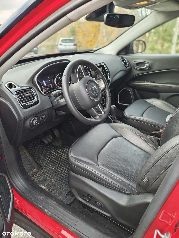 Jeep Compass - 18