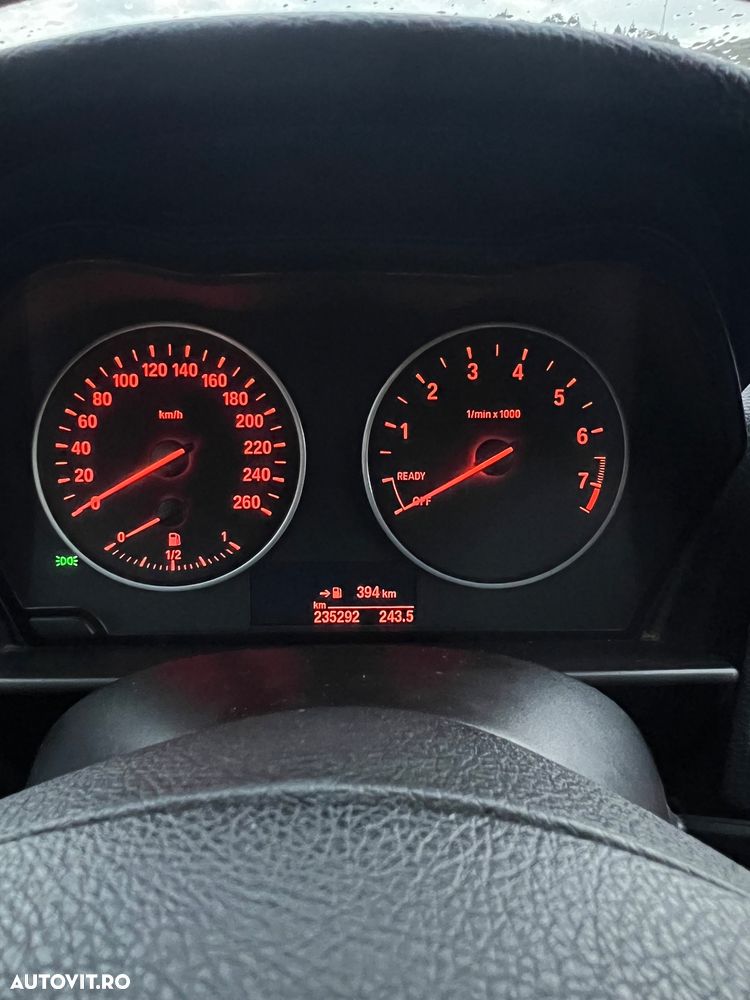 BMW Seria 1 116i - 10