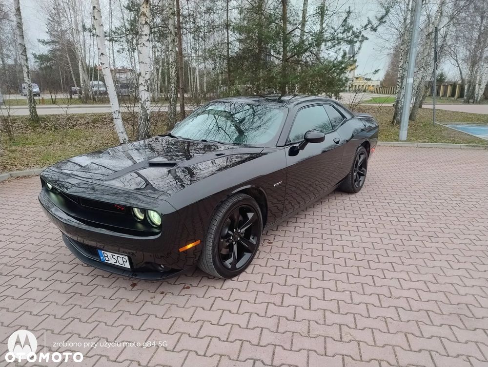 Dodge Challenger - 7