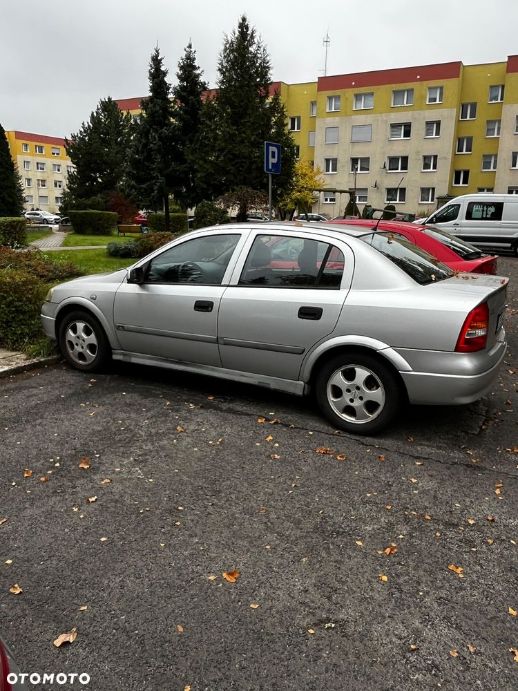 Opel Astra - 1