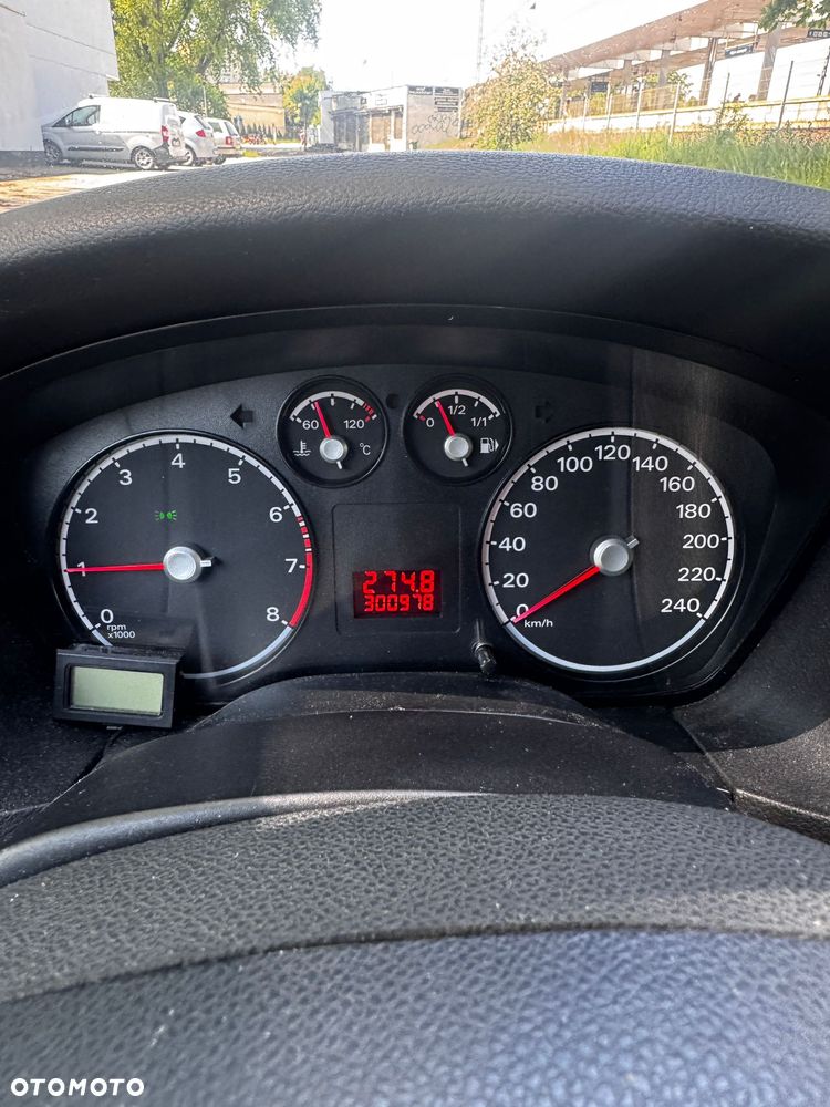 Ford Focus 1.6 Trend - 11