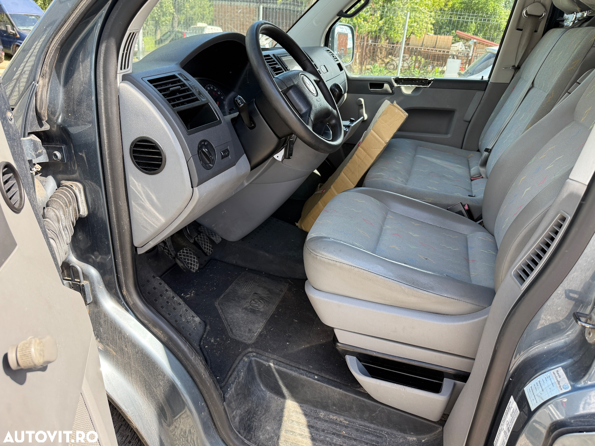 Volkswagen Transporter - 11
