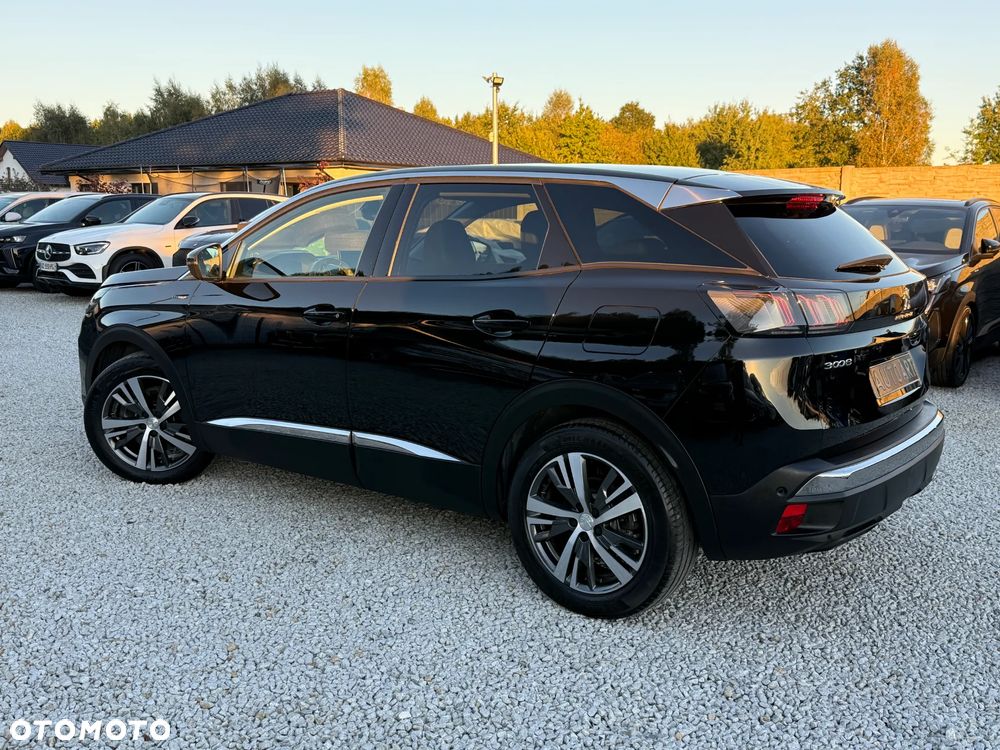 Peugeot 3008 1.6 PureTech Hybrid PHEV Allure Pack S&S EAT8 - 8