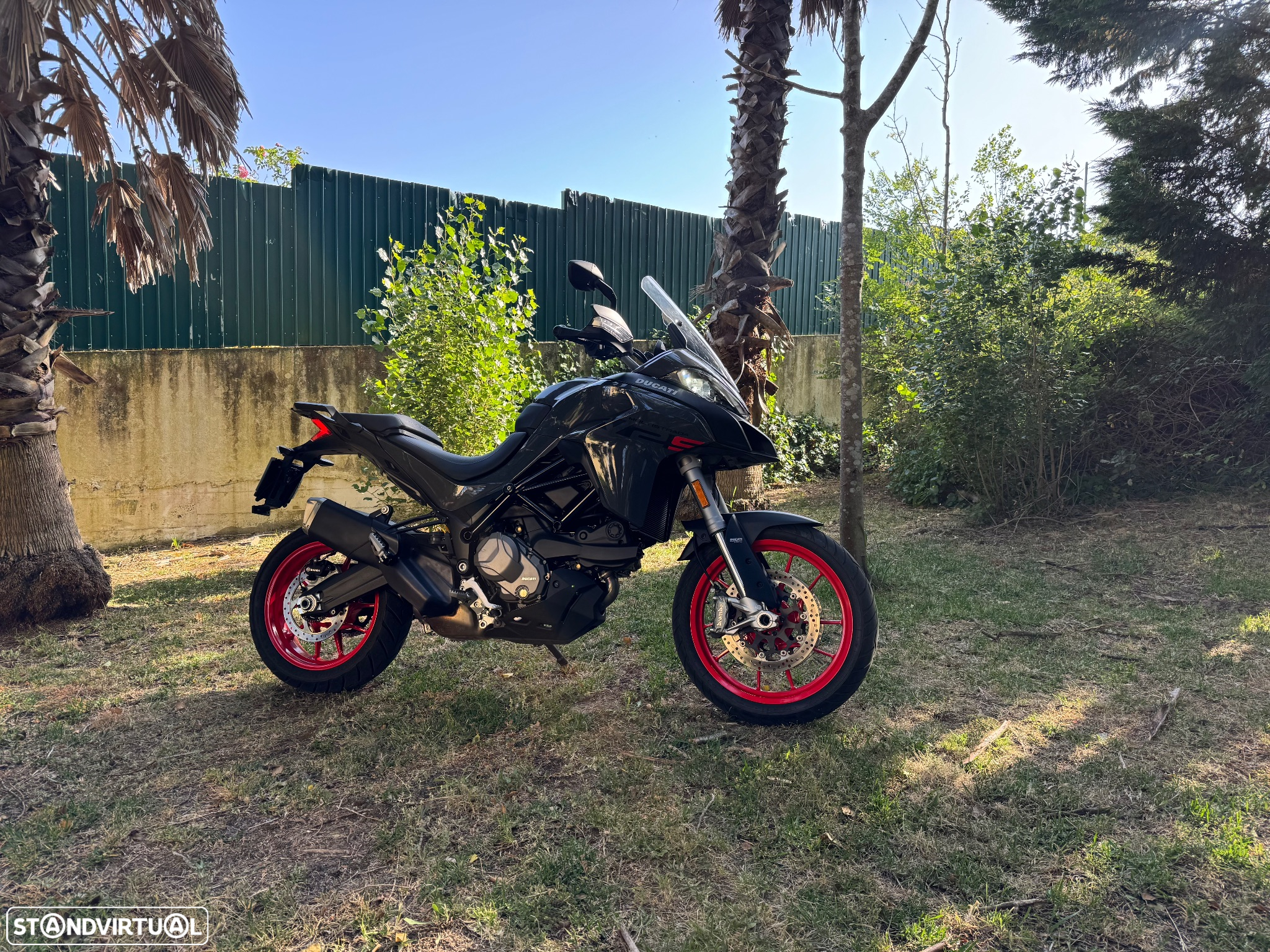 Ducati Multistrada V2S - 16