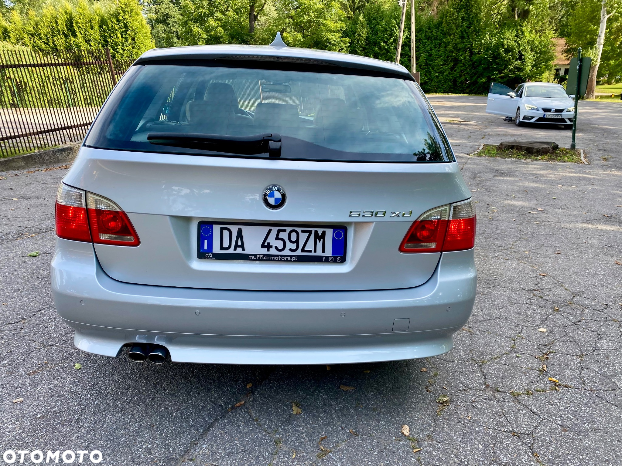 BMW Seria 5 530xd Touring - 5