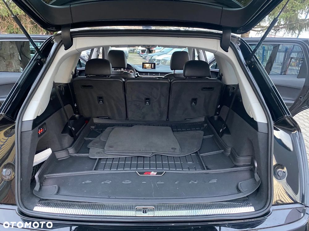 Audi Q7 - 17