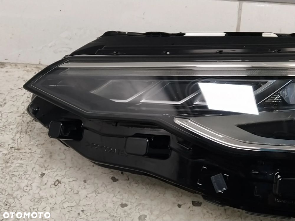 VW GOLF 8 VIII LIFT 2024- LAMPA REFLEKTOR PRZÓD PRZEDNI LED IQ LIGHT SREBRNY ŚRODEK LEWA PRZETWORNICA ORYGINAŁ - 34