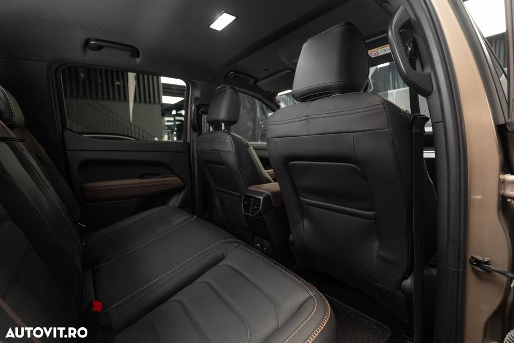 Volkswagen Amarok - 37