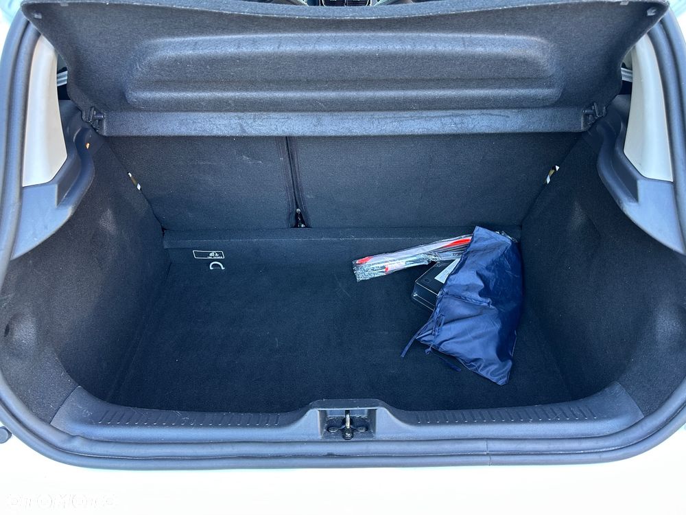 Renault Clio 1.2 16V 75 Limited - 26