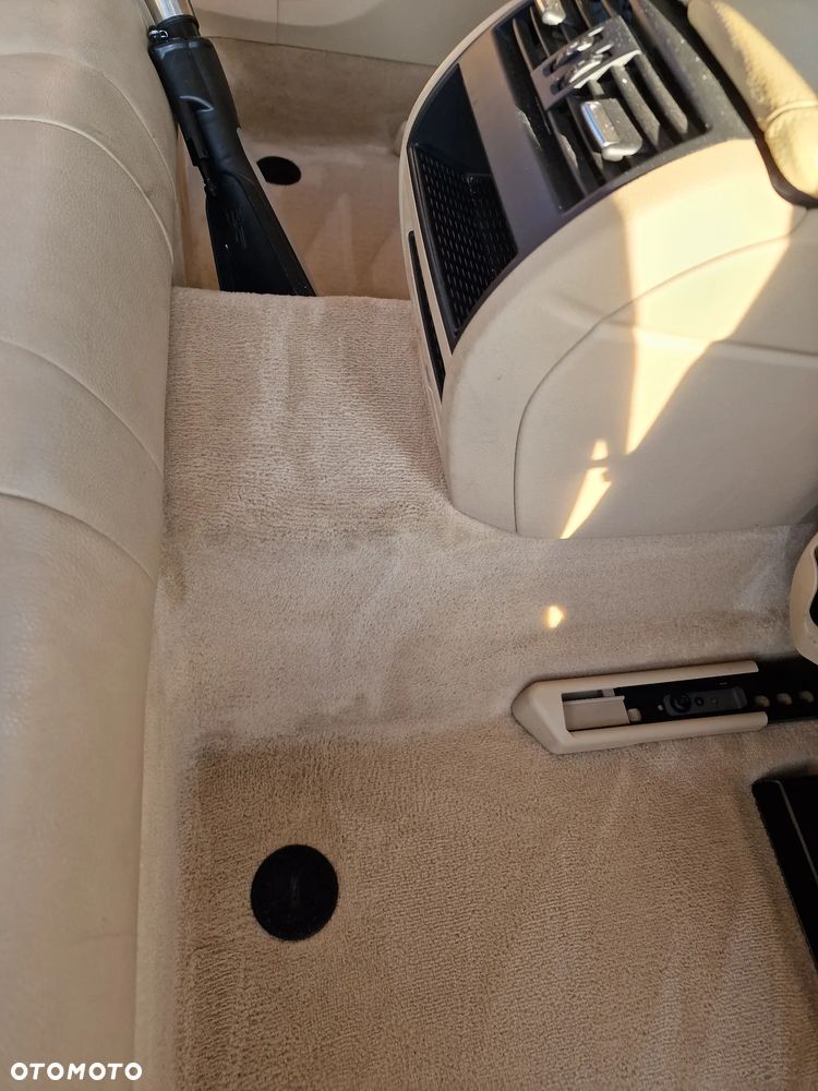 BMW Seria 5 525d - 21