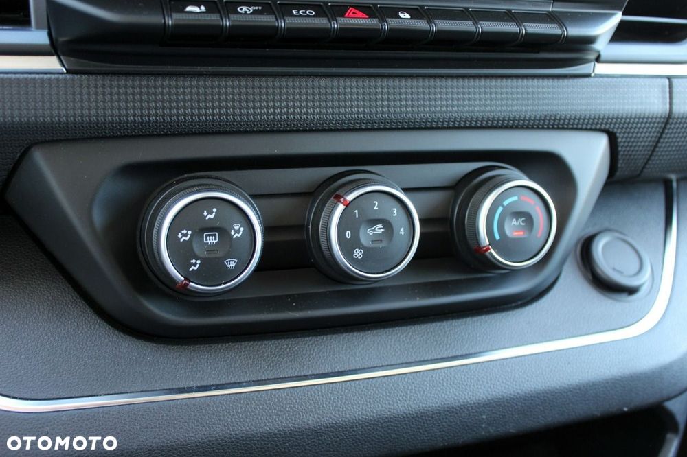 Renault Trafic - 24