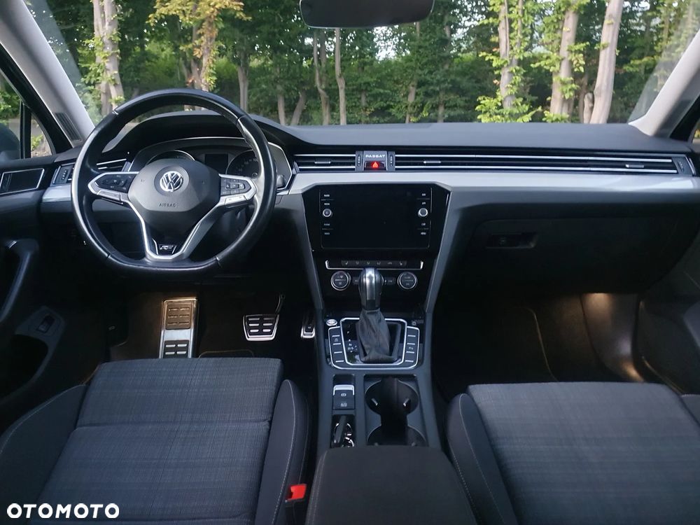 Volkswagen Passat 2.0 TDI SCR DSG 4Motion Business - 15