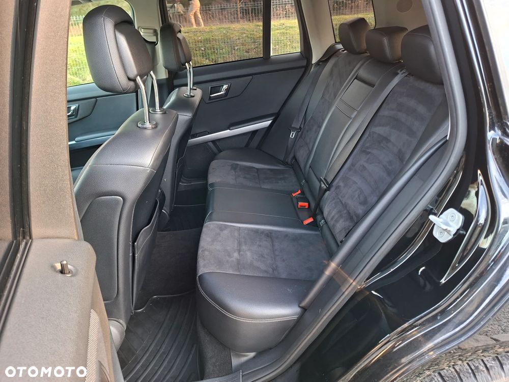 Mercedes-Benz GLK 220 CDI DPF 4Matic BlueEFFICIENCY 7G-TRONIC - 21