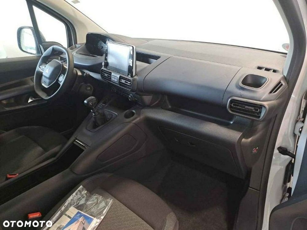 Peugeot Rifter - 12