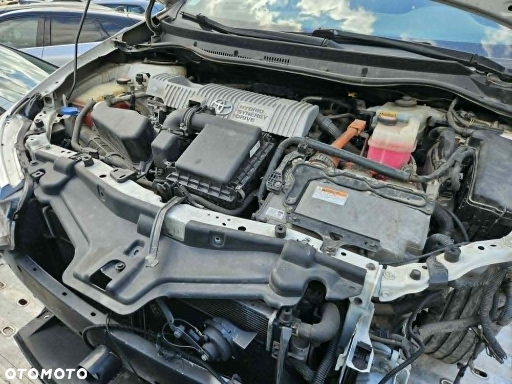 Toyota Auris 1.8 HSD Luna - 10