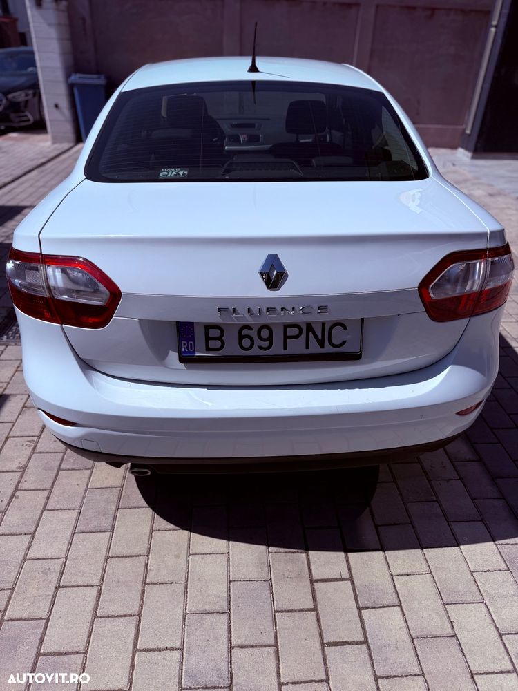 Renault Fluence 1.6 Authentique - 8