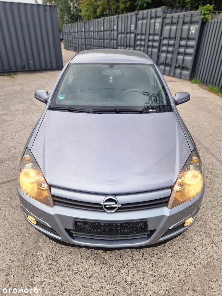Opel Astra - 2