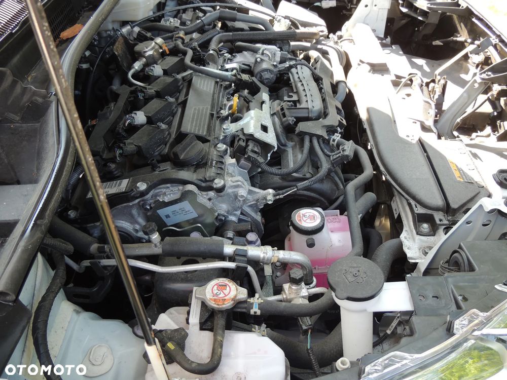 Toyota Corolla Cross 2.0 Hybrid Style - 32