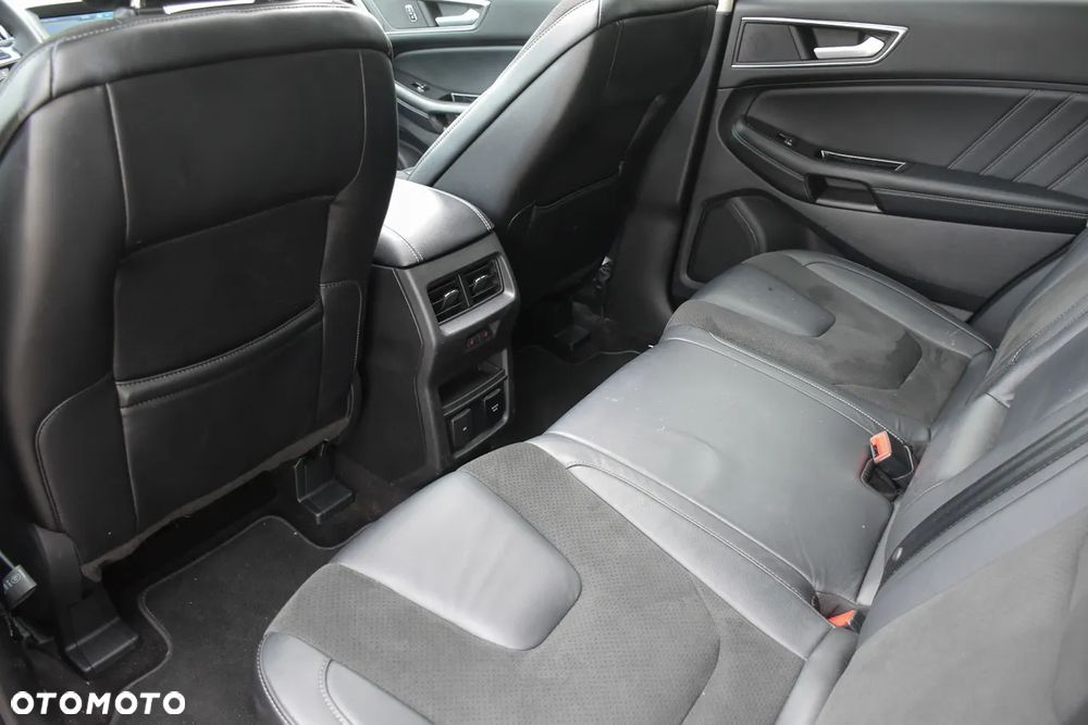 Ford Edge 2.0 TDCi Bi-Turbo 4x4 ST-LINE - 36