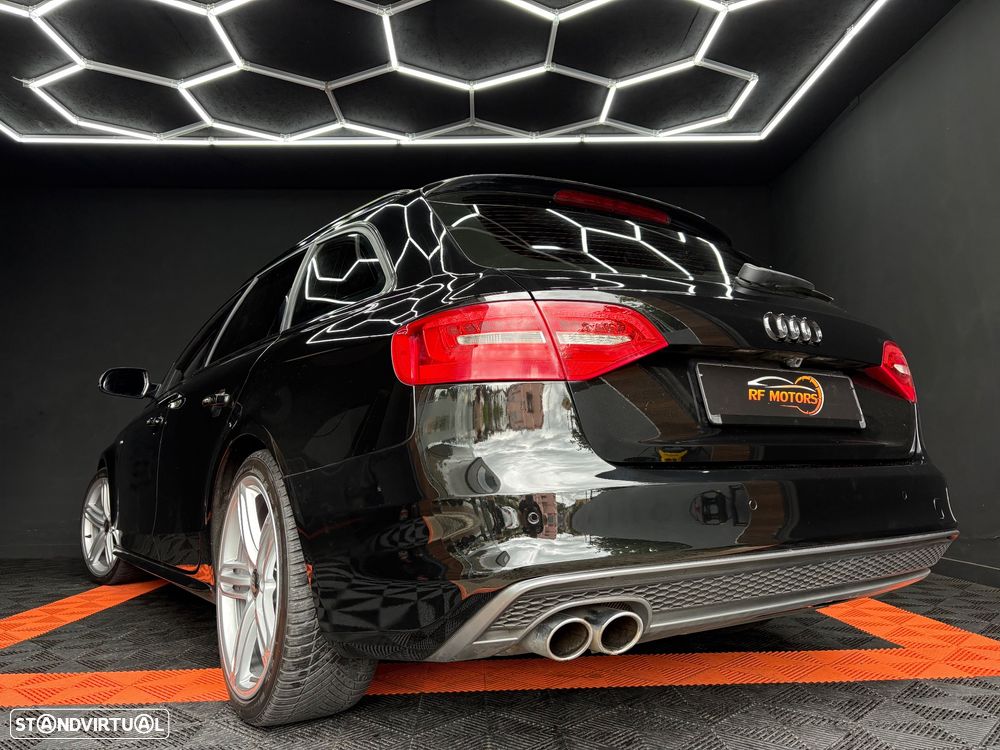 Audi A4 Avant 2.0 TDI Multitronic S-line - 30
