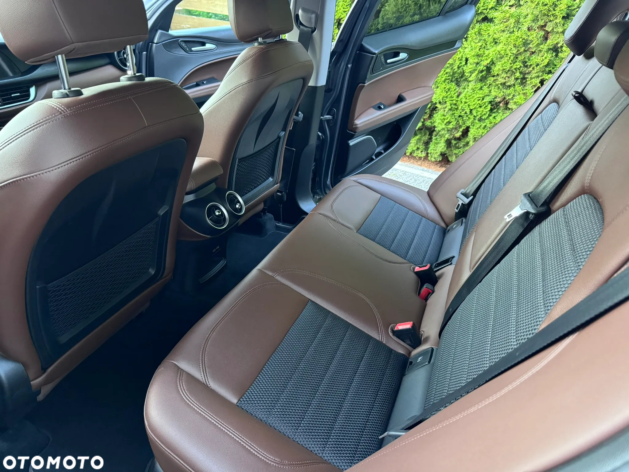 Alfa Romeo Stelvio - 17