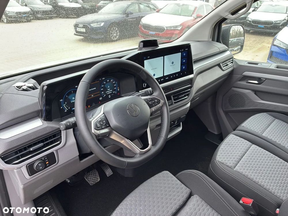 Volkswagen Caravelle - 12