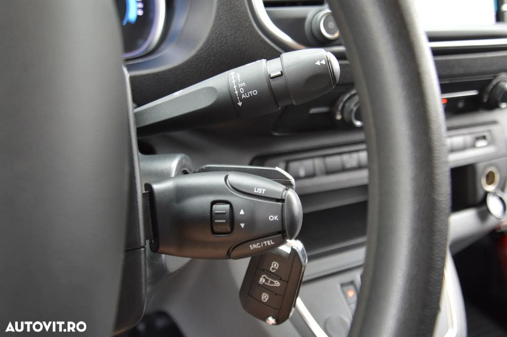 Peugeot E-Expert L3H1 50KW - 21