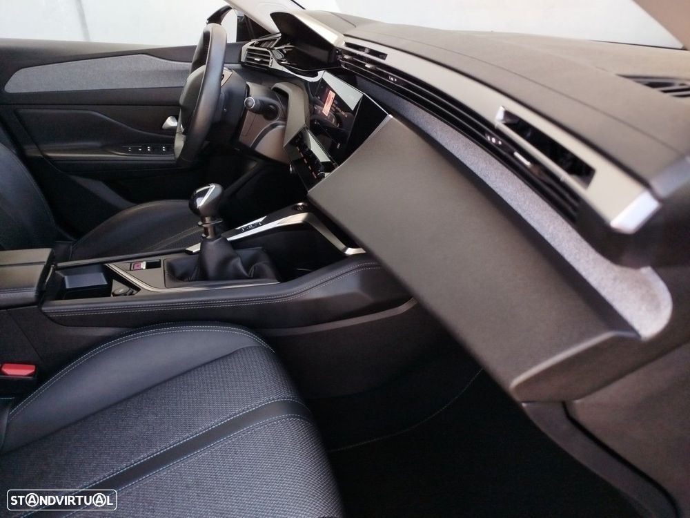 Peugeot 308 SW 1.2 PureTech Allure Full LED - 19