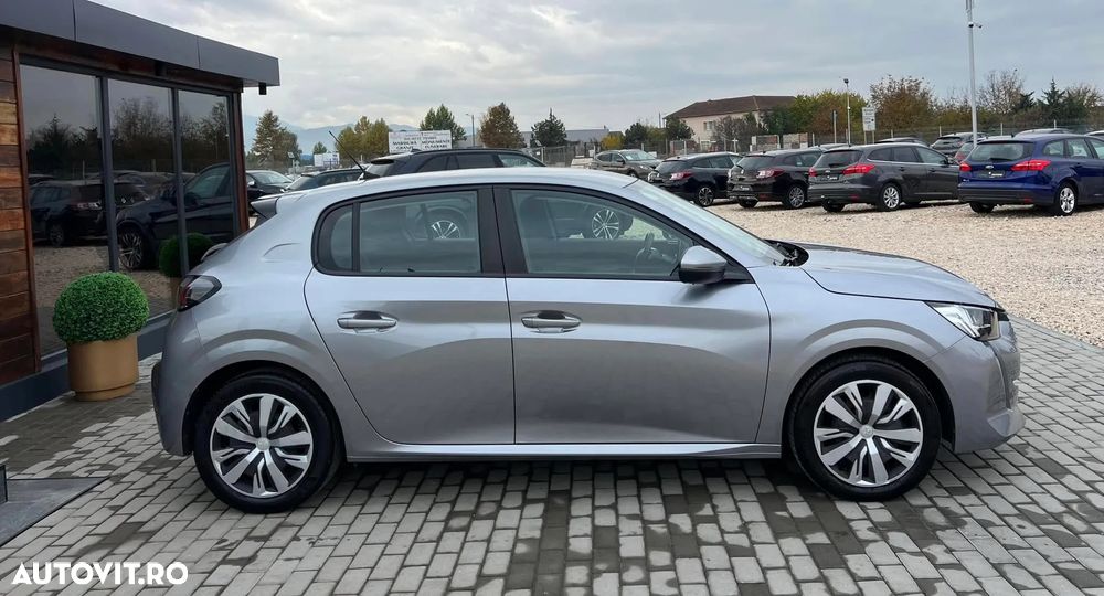 Peugeot 208 PureTech 100 Business - 13
