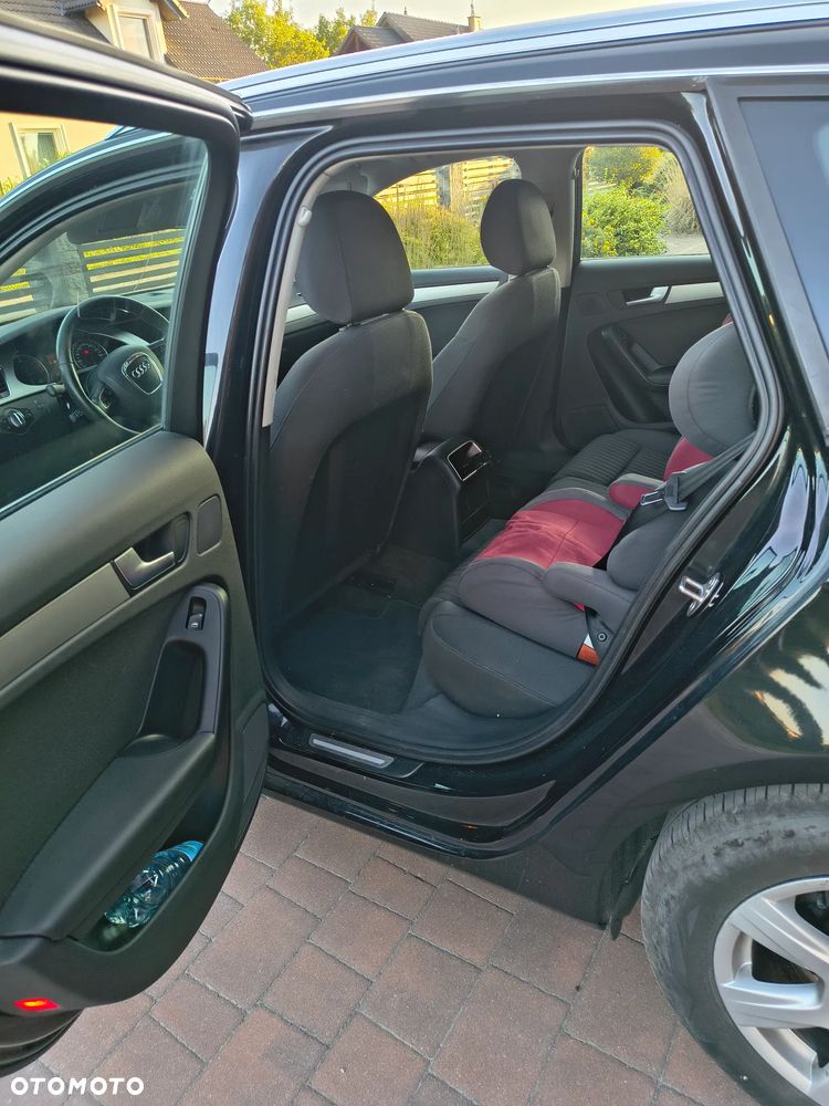 Audi A4 Avant 2.0 TDI DPF Attraction - 10