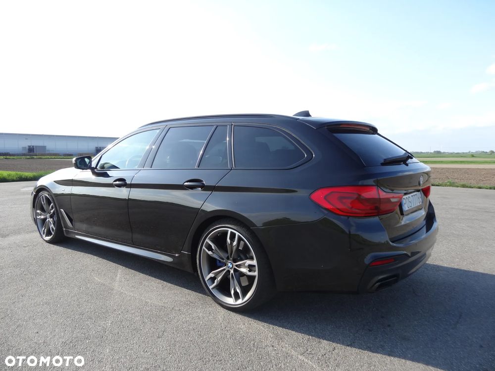 BMW Seria 5 M550d xDrive Touring - 2