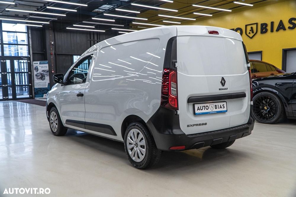 Renault Express - 6