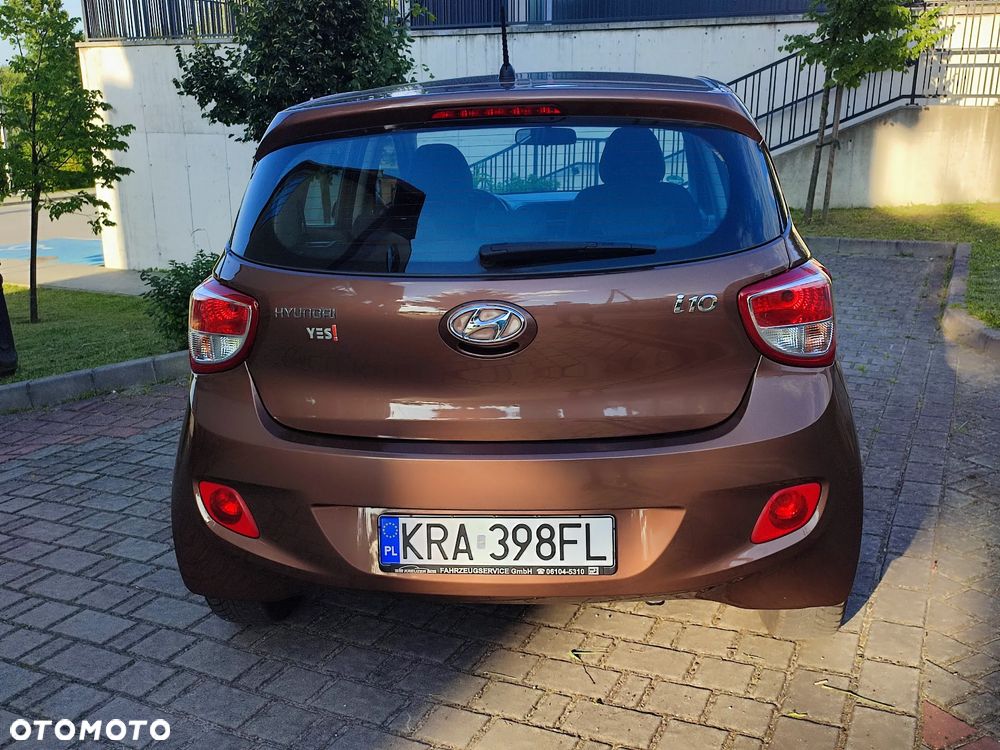 Hyundai i10 1.0 YES - 15
