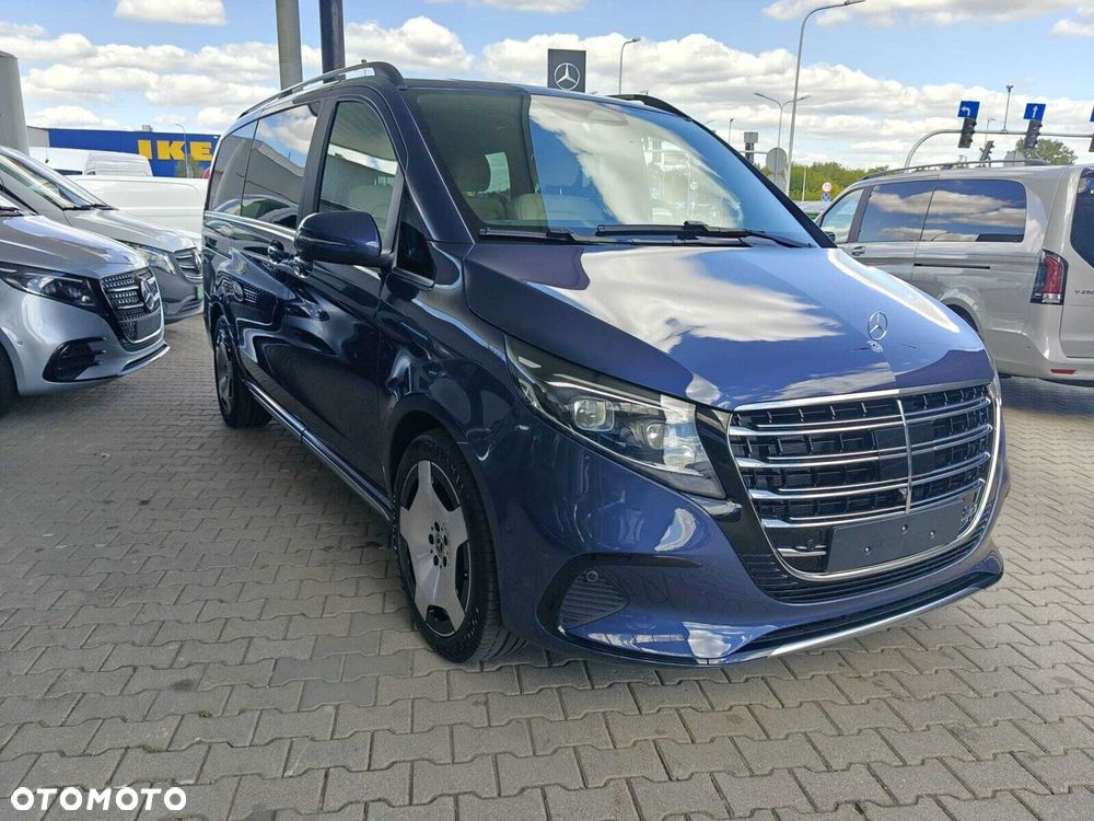 Mercedes-Benz Klasa V - 9