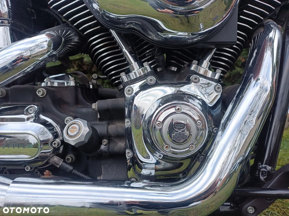 Harley-Davidson Dyna Wide Glide - 8