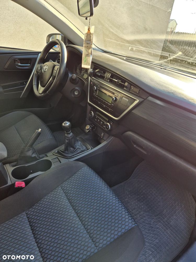 Toyota Auris 1.4 D-4D Active - 4