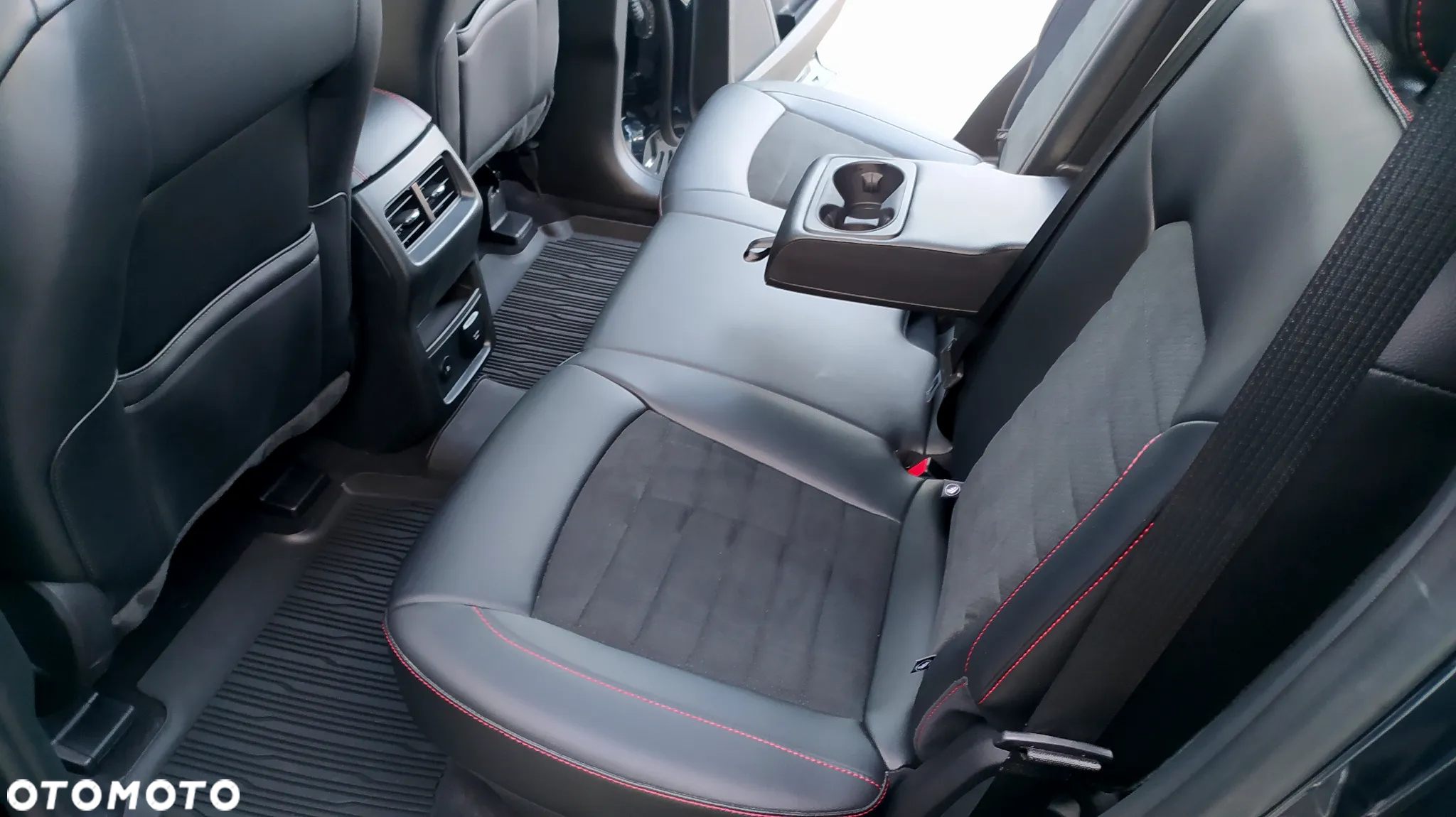 Ford Edge - 36