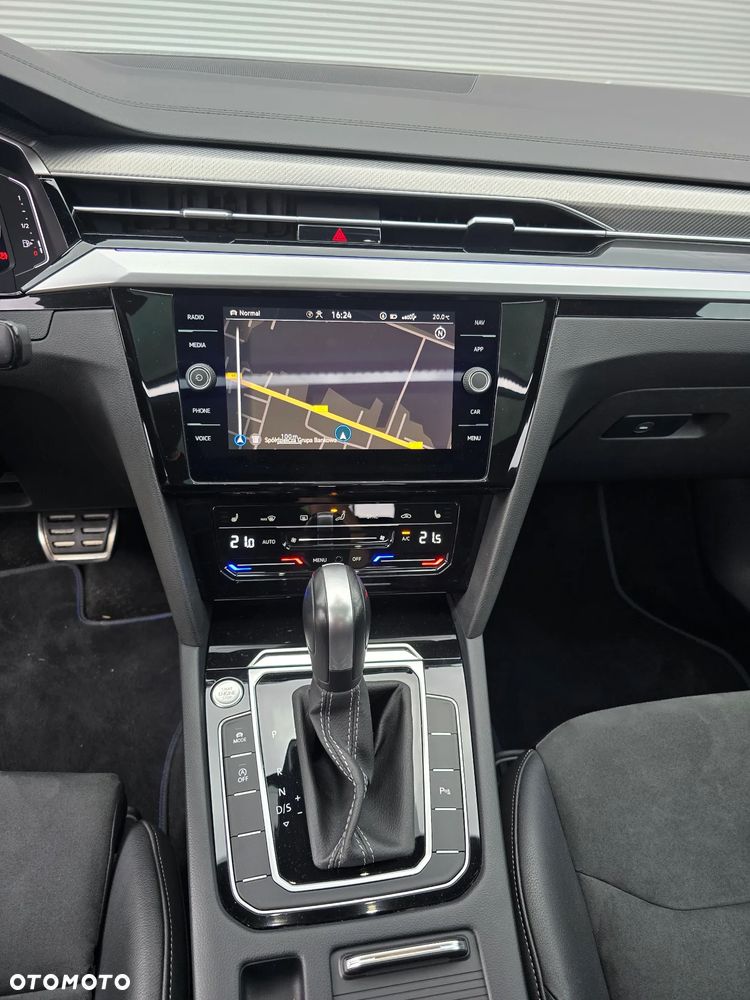 Volkswagen Arteon 2.0 TDI SCR DSG R-Line - 27
