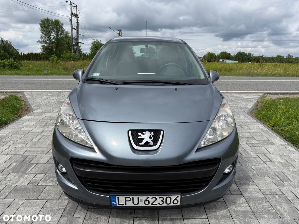 Peugeot 207 1.4 HDi Presence Euro5 - 24
