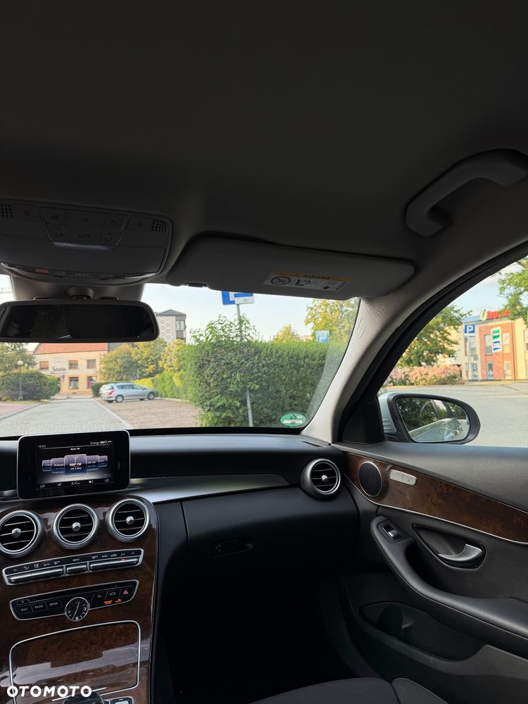 Mercedes-Benz Klasa C 220 (BlueTEC) d 7G-TRONIC Avantgarde - 17